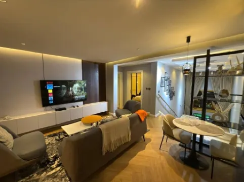 2-bedroom apartment in British town wuse Abuja with AC, WiFi,Snooker And Spa