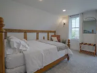 Beautiful 3 bedroom chalet near Keuka Lake Hotels in Milo