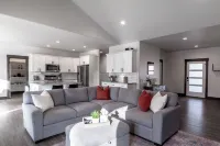 New Spacious Home with 3 Car Garage, Private Backyard, close to Downtown