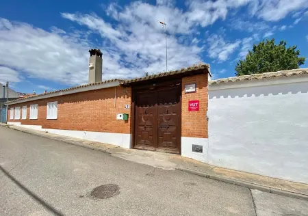 VIRGEN DE LA VEGA HOUSE