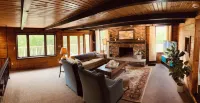 >>The Daydream Lodge<<@Racers Ridge