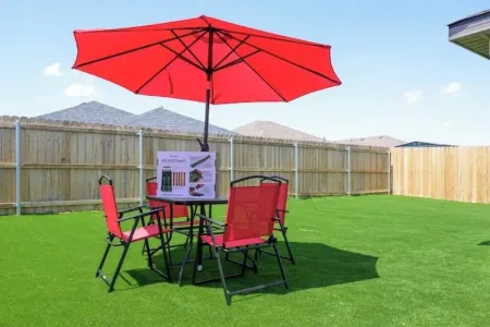 Four beds w/ 1 king, 3 queen beds each with a TV. Centrally located! No pets