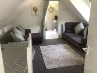 Charming Farm Stay in Dorset. Cozy Self Catering Apartment with scenic views.