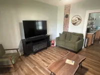 Enjoyable 3-bedroom house with AC in charming Van Buren