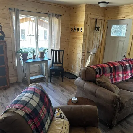 Entire Cabin at Woody Falls Trailhead in Cooke City