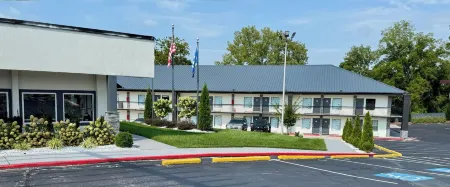 LX Hotel, Powered by Acw Circle