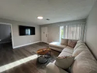 King Bed 2BR Unit Free Parking