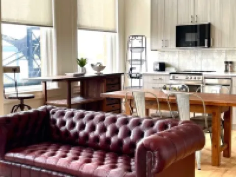 Stunning new loft in historic Union Block. Brand new, walk to everything. Hotels in Brigham City