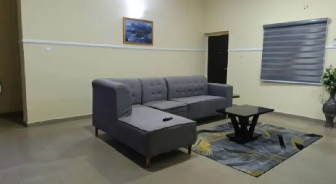 Chic 2-bedroom apartment with AC, WiFi in amazing Abuja