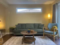 King Studio Explore SWFL Beach, Trails & Treasures