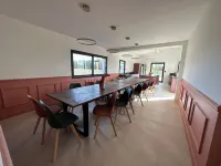 MAS PROVENCE SWIMMING POOL 7 BEDROOMS 7 BATHROOMS for 20 PERS and open-air cinema