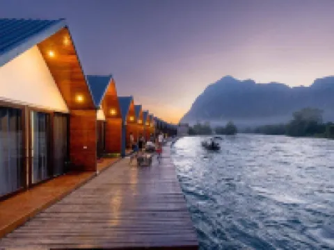 Heun Phea Meuang Feuang Riverside2 Hoteles en Feuang