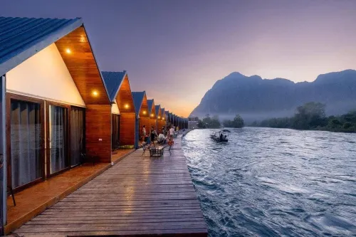 Heun Phea Meuang Feuang Riverside2 Hotels in Feuang