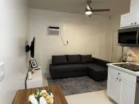 Your Place in South Florida The Axe Hole House | Axe Throwing Fort Lauderdale | Event Specialists | 주변 호텔