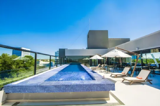 Five Hotel & Residences