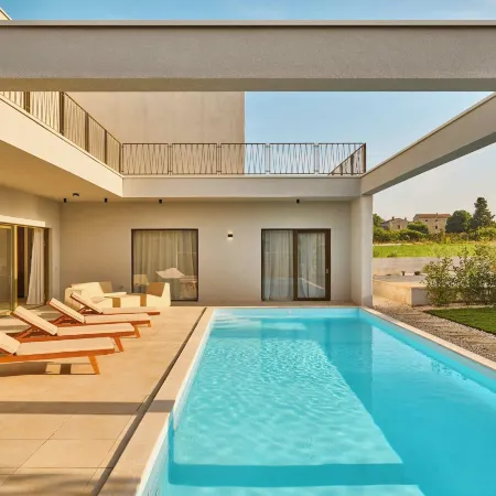 TARIA RESORT