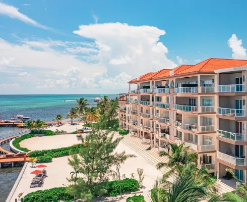 BEACHFRONT! 2BR/2.5BA at Grand Caribe Belize! Large, private OCEANFRONT Balcony!