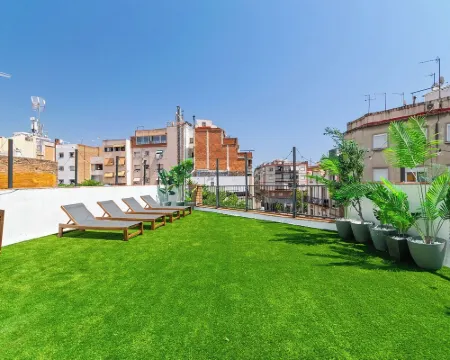 Livinn House - Self Check IN Hotels in L'Hospitalet de Llobregat