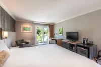 UpValley Inn & Hot Springs Napa Valley, an Ascend Collection Hotel