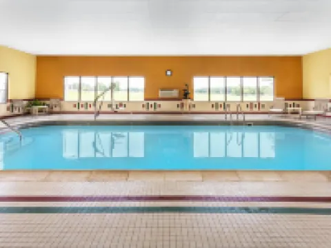 Baymont by Wyndham Marion Hotels in Marion