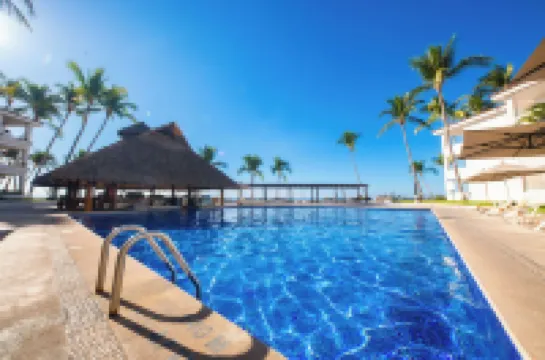 Vista Vallarta All Suites on the Beach