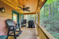 Private Cabin on 2 Acres Hot Tub, 10 Mi to Boone! - 3-stjärniga