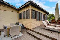 Sandy Feet Retreat on LBJ - Pool, Hot Tub, Kayaks