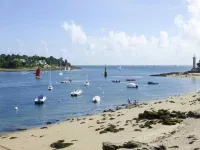 Apartment in Bénodet near Sandy Beaches