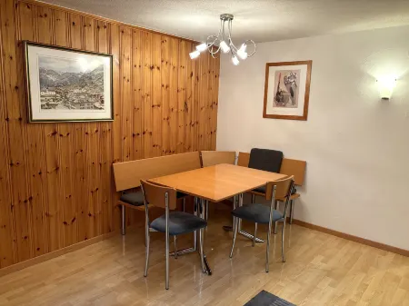 Chalet Medi Отели рядом с достопримечательностью «Озеро Риффель»