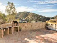 Sunny Solarium Holiday Home