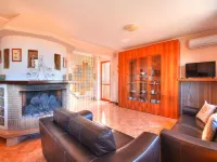 Holiday home with private pool, Florida Hotels in Floridia