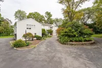 6 Br Mansion , Celebration Welcomes