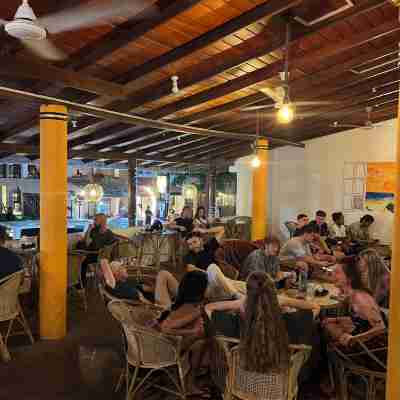 Hummus Hostel Hikkaduwa Dining/Meeting Rooms