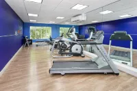 Holiday Inn Express & Suites URBANA-CHAMPAIGN (U OF I AREA) by IHG - Gym