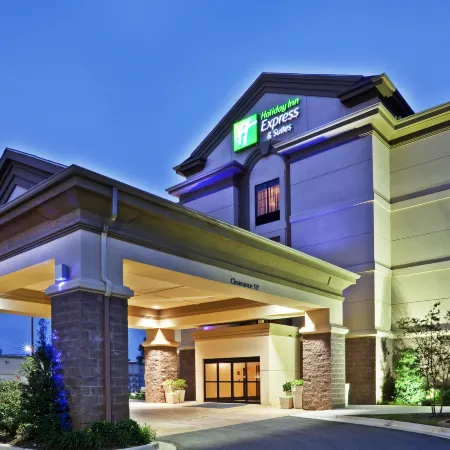 Holiday Inn Express & Suites DURANT by IHG