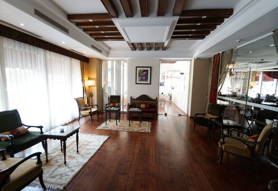 Anemon Hotel Izmir Over view