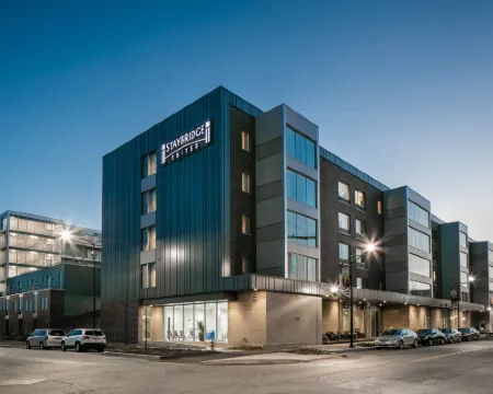 Staybridge Suites DES MOINES DOWNTOWN by IHG Hotels in Des Moines