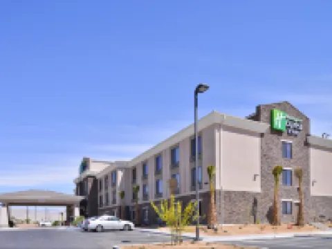 Holiday Inn Express & Suites INDIO - COACHELLA VALLEY by IHG Hotels in Indio