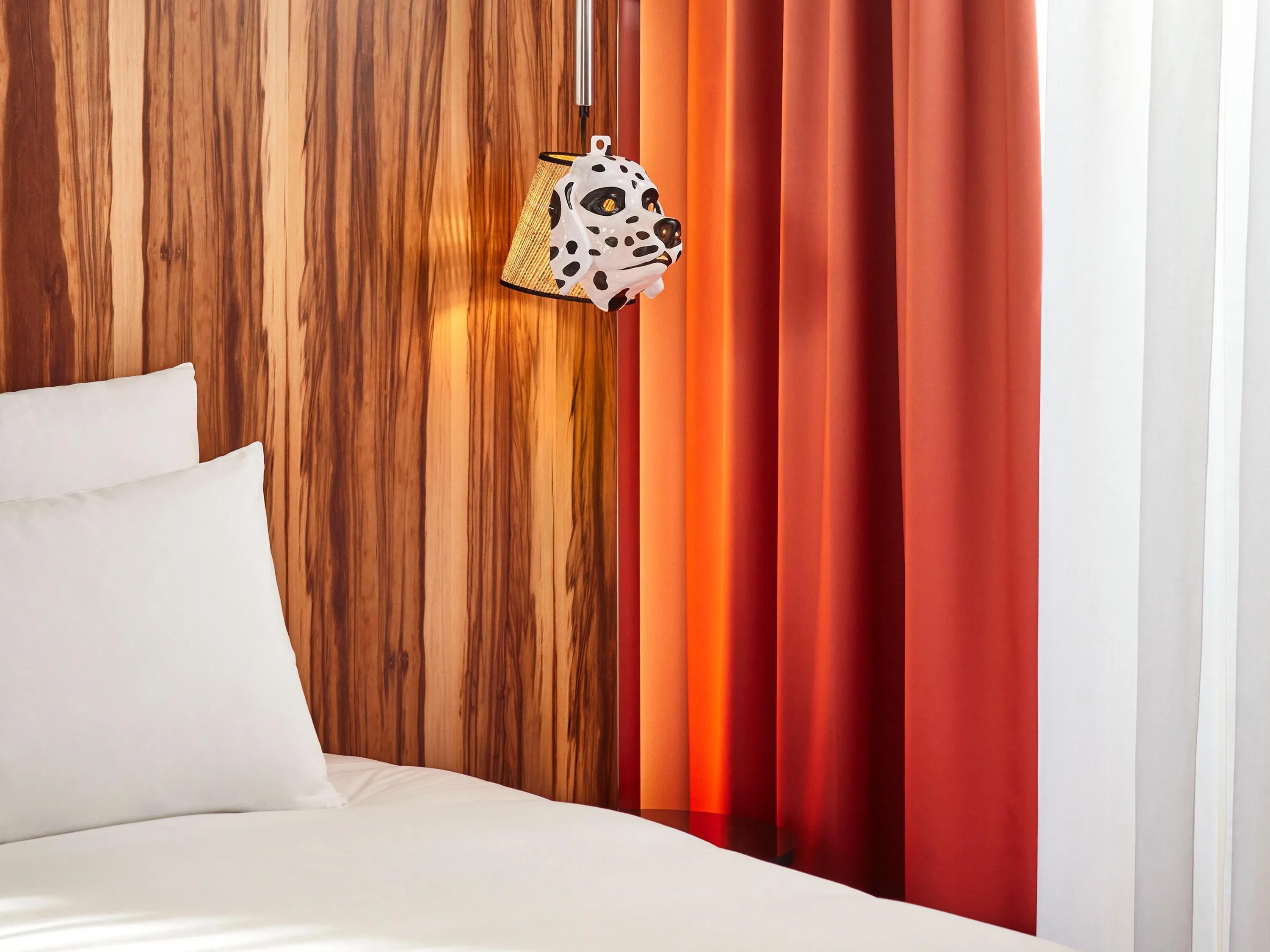 Mama Shelter Rennes Rum Photos