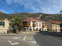 Loben Apartamentos Hotel a Penarrubia