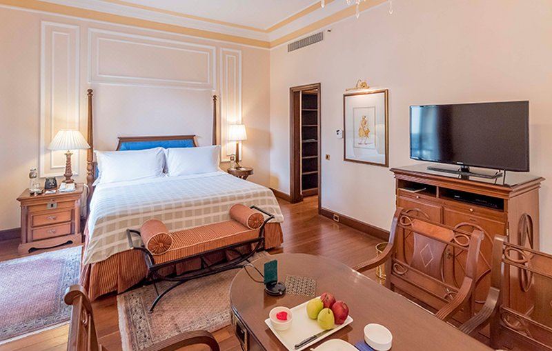 The Oberoi Grand Kolkata