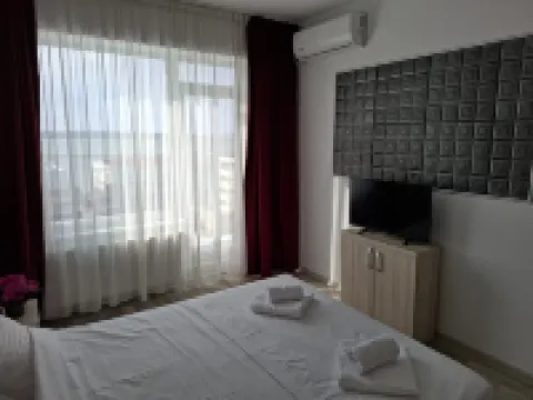 2 rooms apartment, max 4 persons, 30 meters far from the Beach and the Black Sea