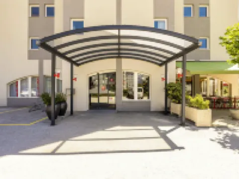 Ibis Sion Hotels in Sion