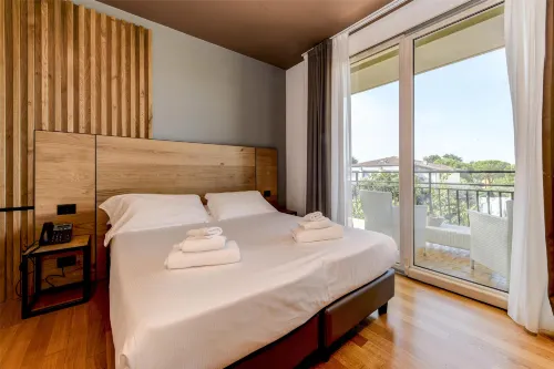 Best Western Hotel Arya - 3 ดาว