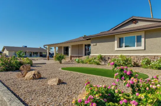 Pool, Spa, Fire Pit, Grown up Swings-Your Own 5Br/3BA Resort-Low Pool Heat Fee