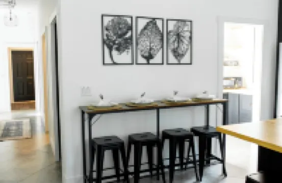 Luxury Barndominium- Indoor Pickleball & Hoops, Hot Tub, Stone Lake & Ski Nearby