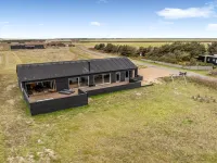 "Dreng" - 300m from the sea