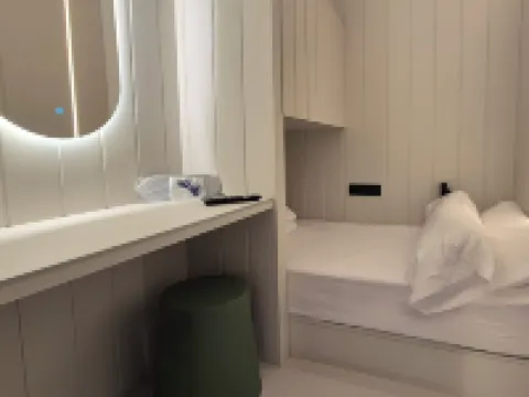 オステル マラガ マラガのホテル