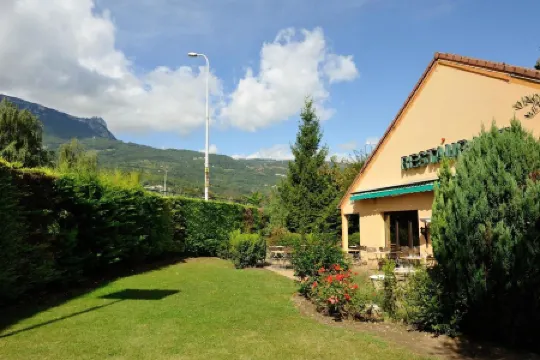 康鉑格勒諾布爾南部-賽新斯酒店