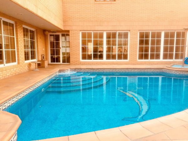 Aparthotel Los Girasoles Hotels in Zaragoza